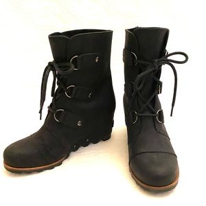 Sorel Joan of Arctic Wedge Boot Size 8.5